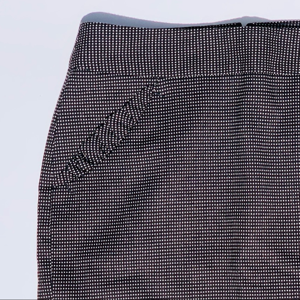LOFT Black/White Polkadot Shift Skirt w/Pockets